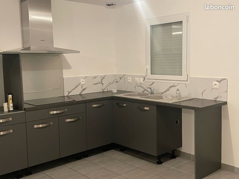 Maison à louer, 81m², Sérigné