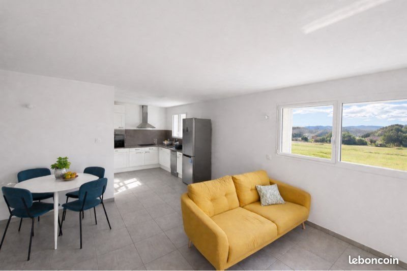 Appartement à louer, 78m², Serres