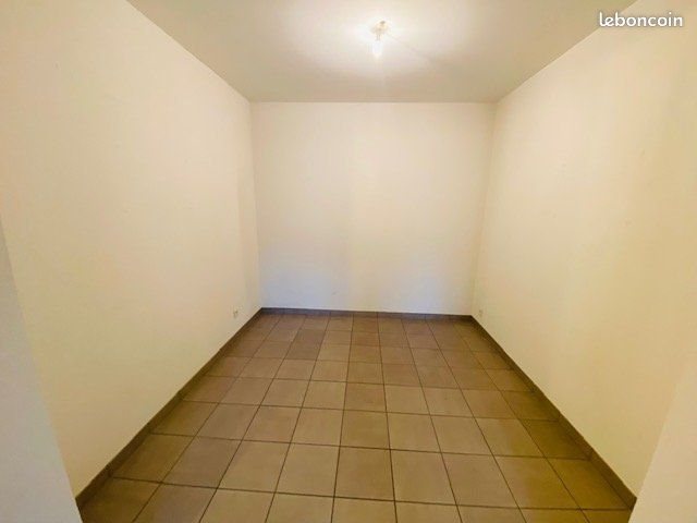 Appartement à louer, 47m², Saint-Genest-Lerpt