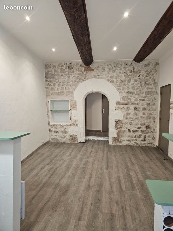 Appartement à louer, 40m², Noves
