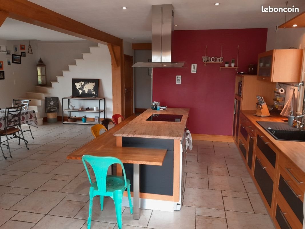 Maison à louer, 170m², Chasseneuil-sur-Bonnieure