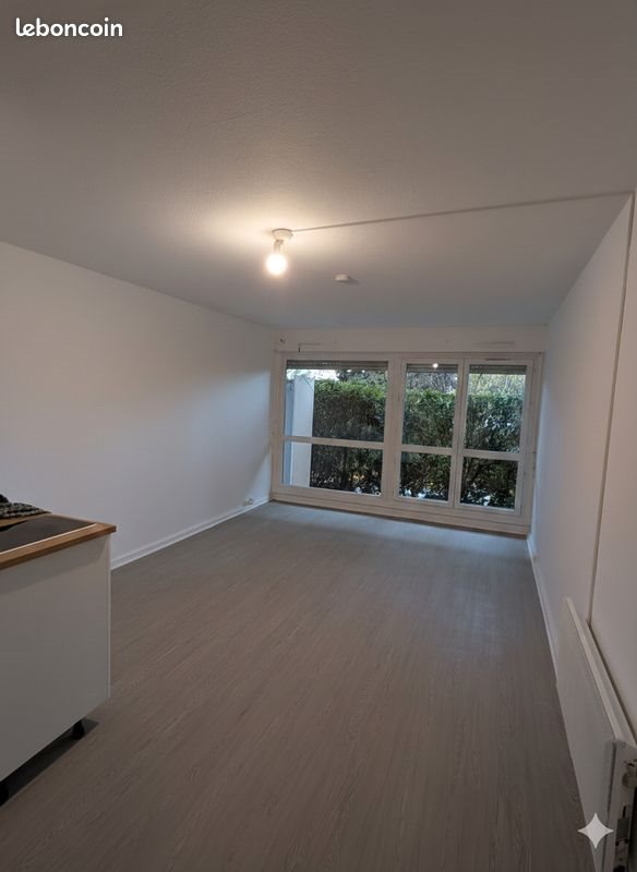 Appartement à louer, 23m², Nîmes