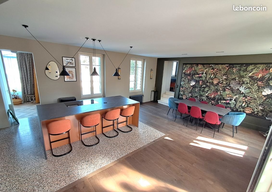 Maison à vendre, 220m², Saint-Just-Saint-Rambert