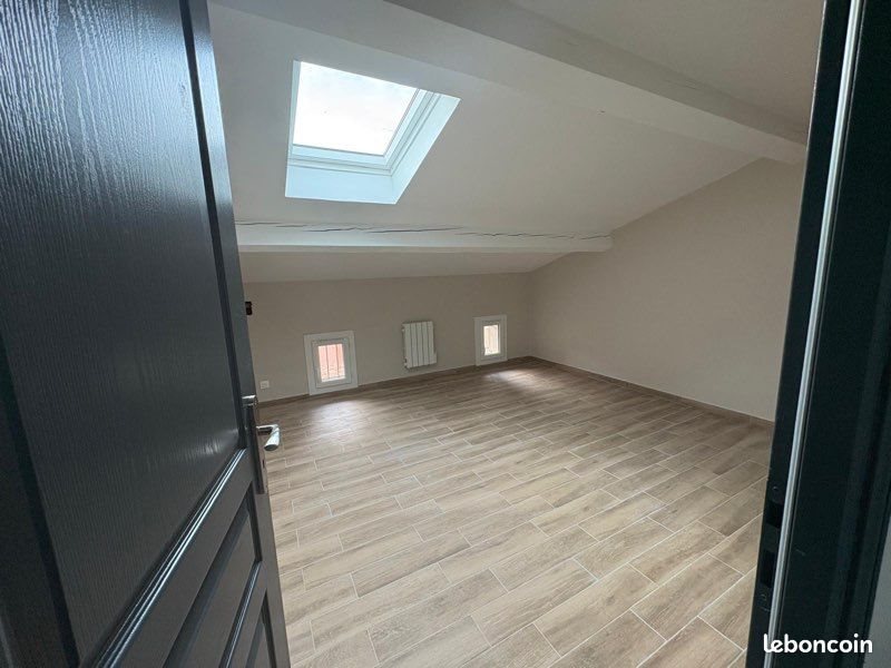 Appartement à louer, 70m², Grenade