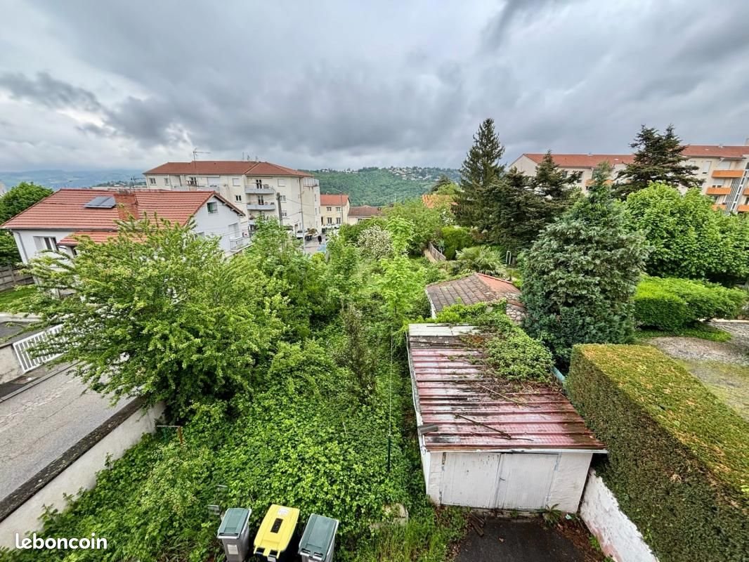 Appartement à vendre, 250m², Saint-Genest-Lerpt