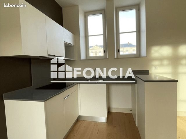 Appartement à louer, 73m², Orléans