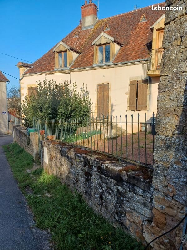 Appartement à louer, 47m², Charolles