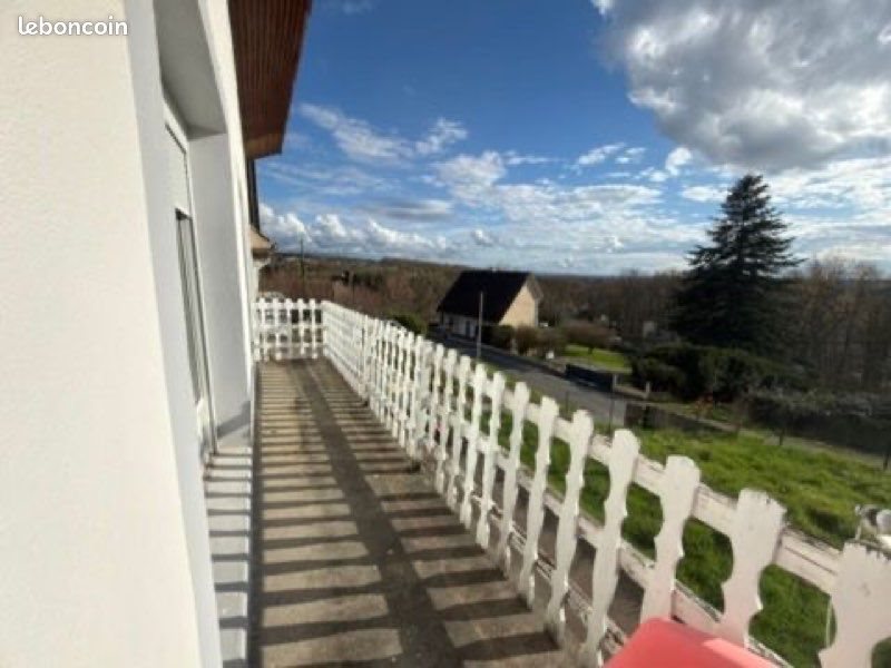 Maison à louer, 180m², Abrest