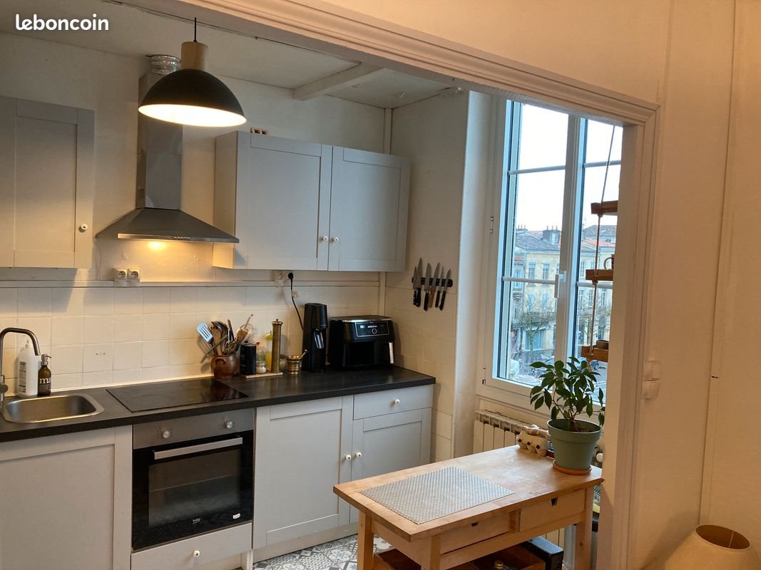 Appartement à louer, 56m², Bordeaux
