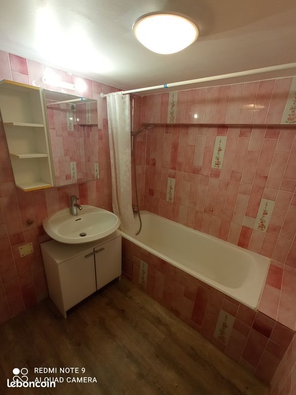 Appartement à louer, 40m², Nîmes