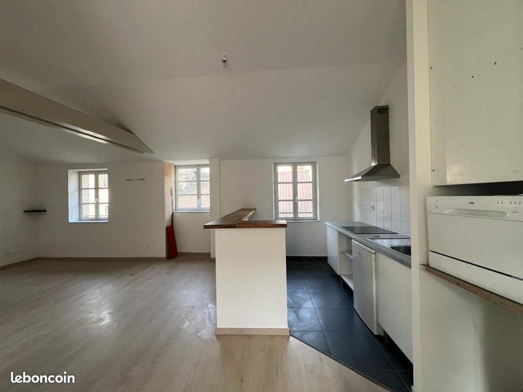 Appartement à louer, 40m², Villefranche-de-Rouergue