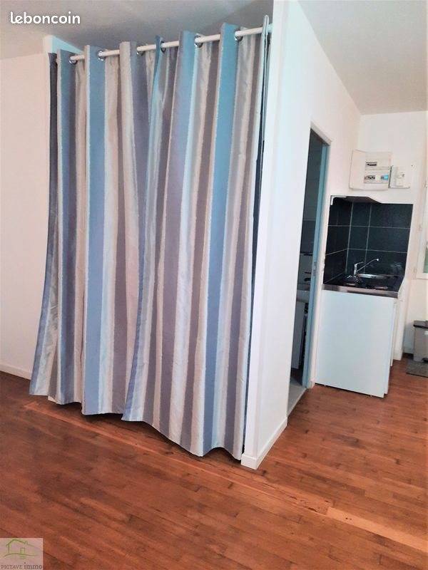 Appartement à louer, 29m², Lusignan