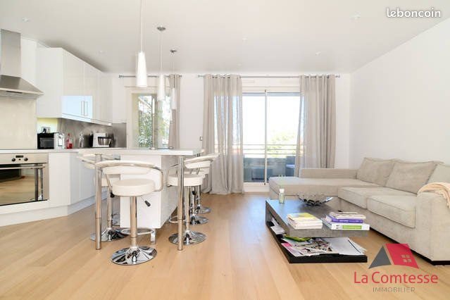 Appartement à louer, 74m², Marseille 6ème