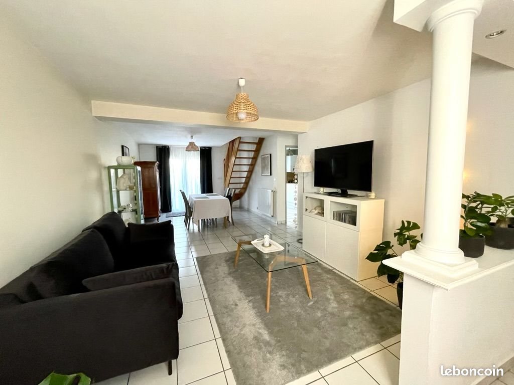 Maison à louer, 83m², Caen