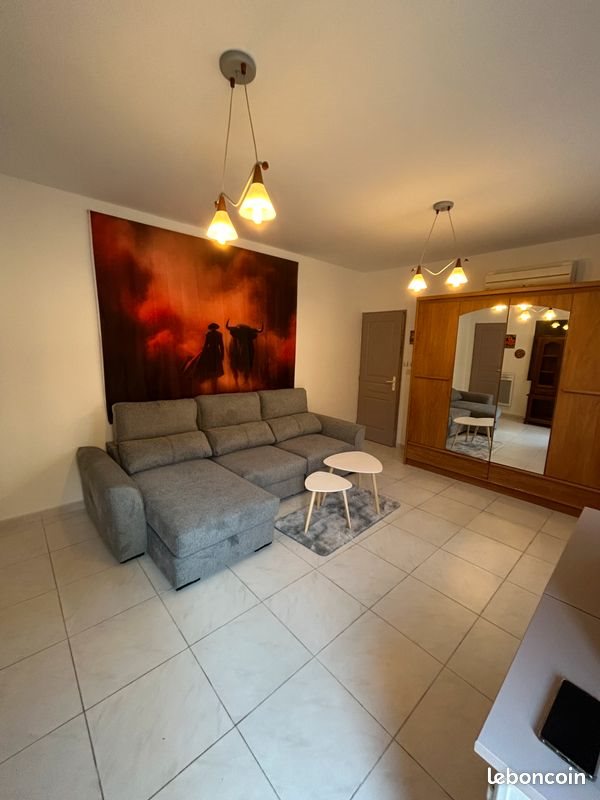 Appartement à louer, 45m², Rodilhan