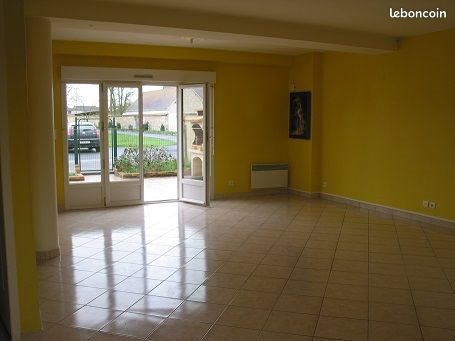 Appartement à louer, 105m², Bû