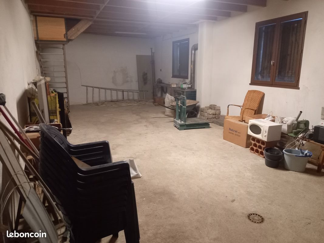 Maison à vendre, 156m², Saint-Julien-d'Oddes