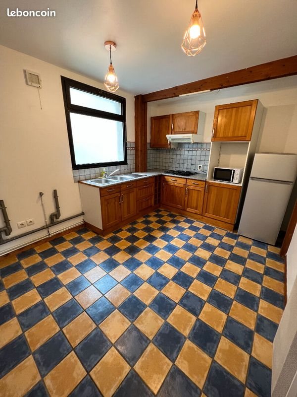 Appartement à louer, 77m², Aubusson