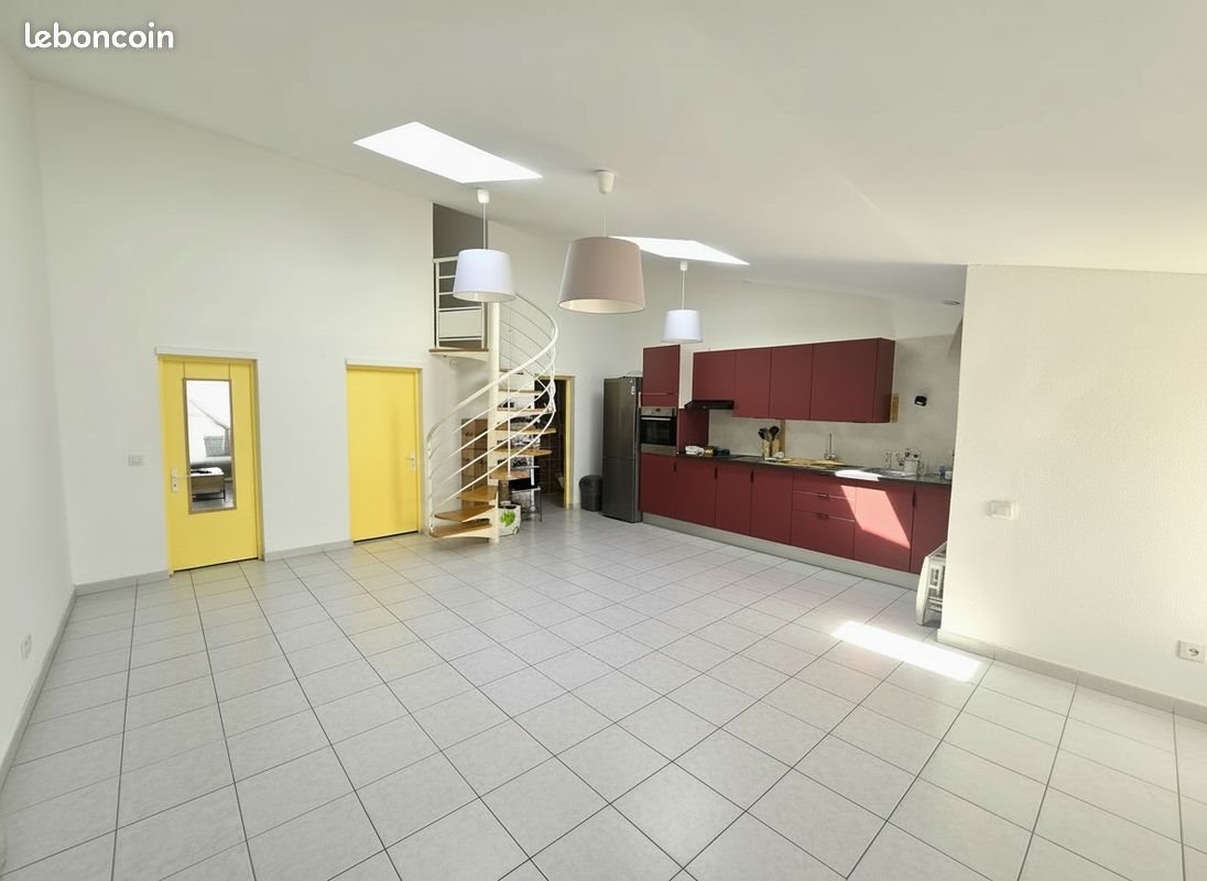 Appartement à louer, 70m², Mallemort