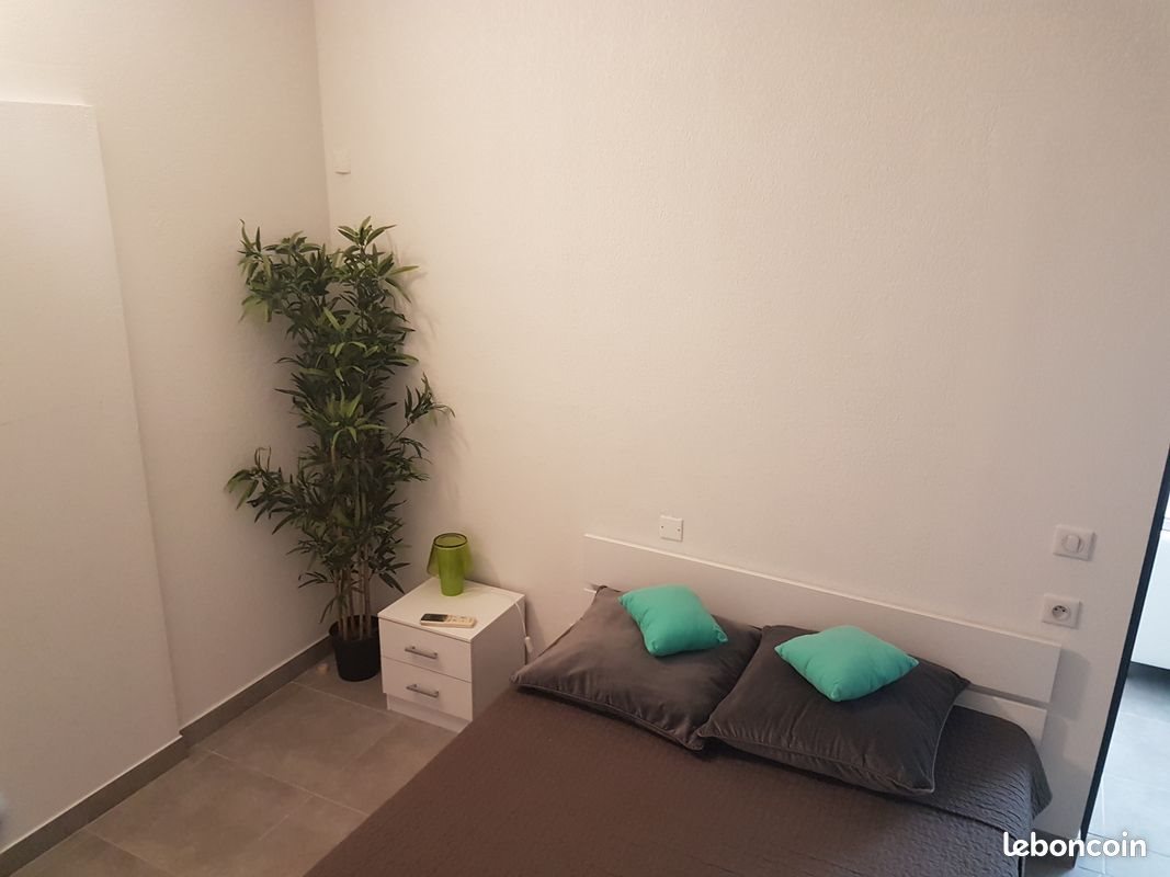 Appartement à louer, 30m², Marignane