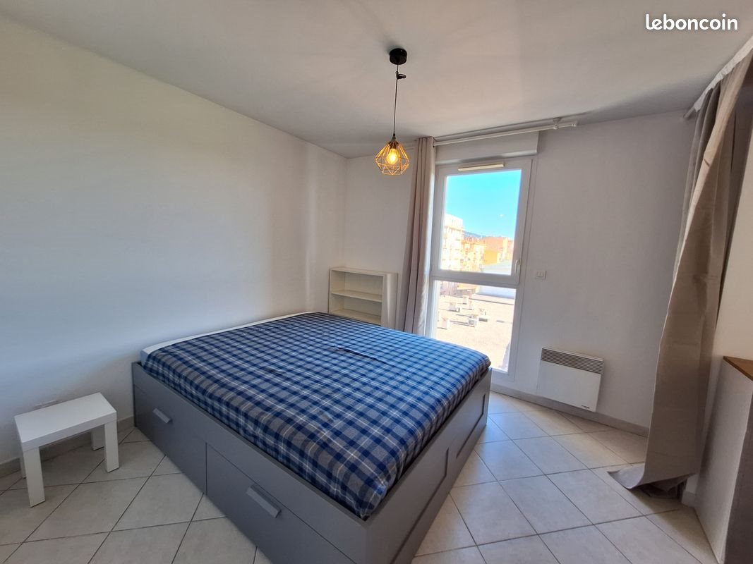 Appartement à louer, 46m², Toulon