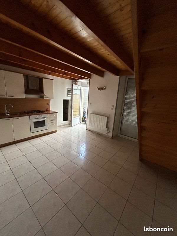 Appartement à louer, 50m², Pont-l'Abbé-d'Arnoult