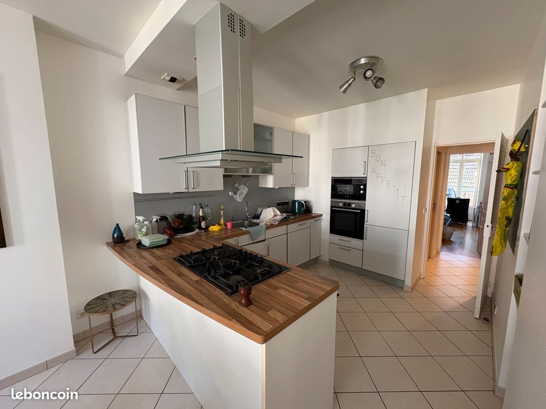 Appartement à louer, 126m², Lons-le-Saunier