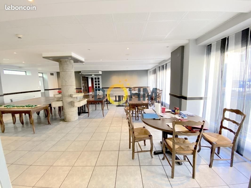 Appartement à vendre, 700m², Ambert