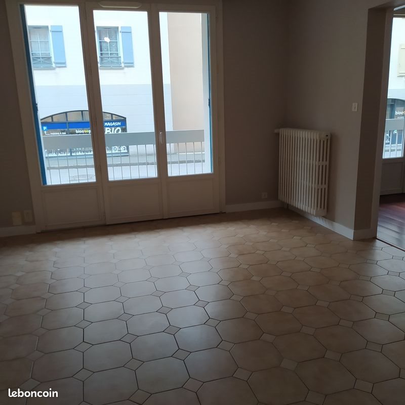 Appartement à louer, 97m², Châteaugiron