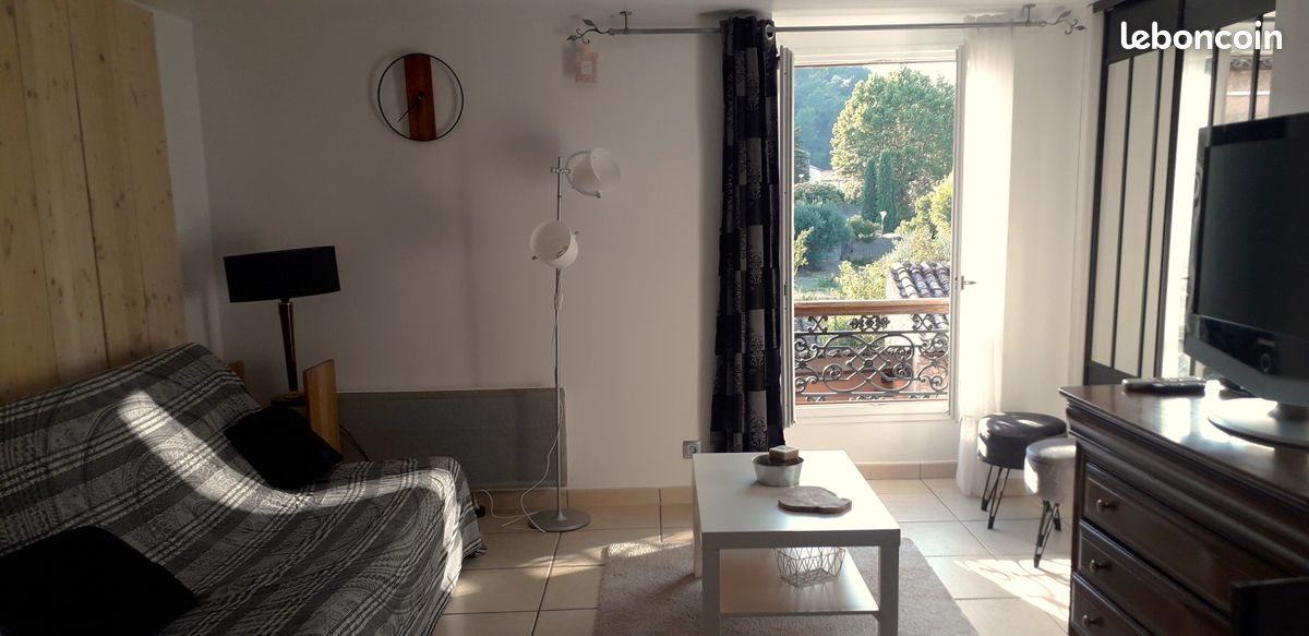 Appartement à louer, 27m², Trans-en-Provence