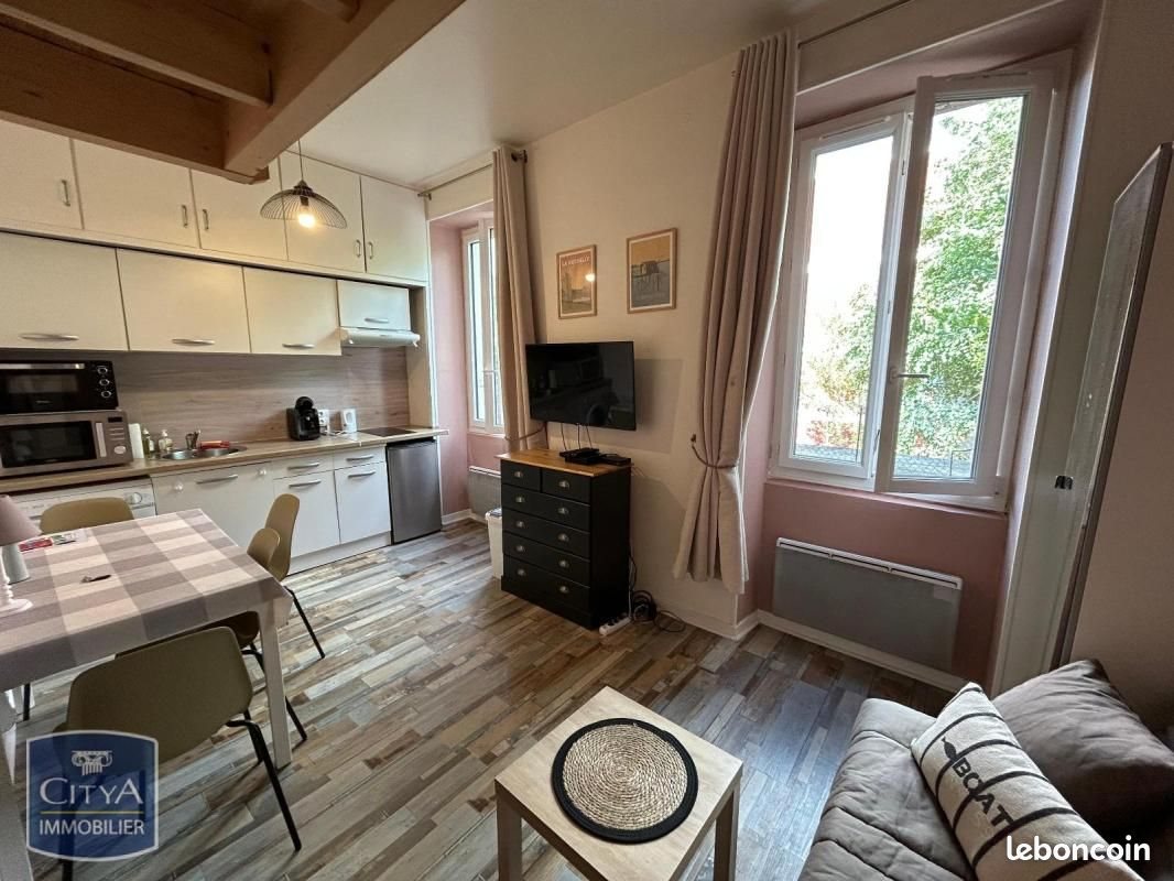 Appartement à louer, 19m², La Rochelle