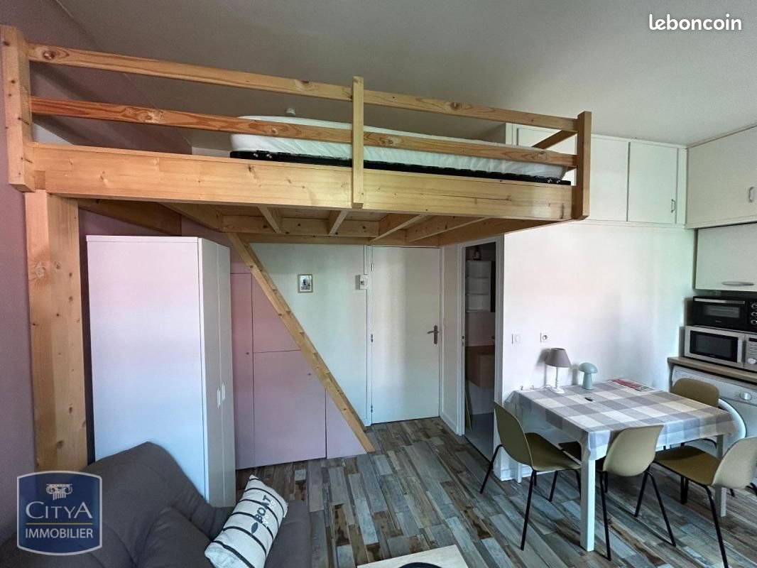 Appartement à louer, 19m², La Rochelle