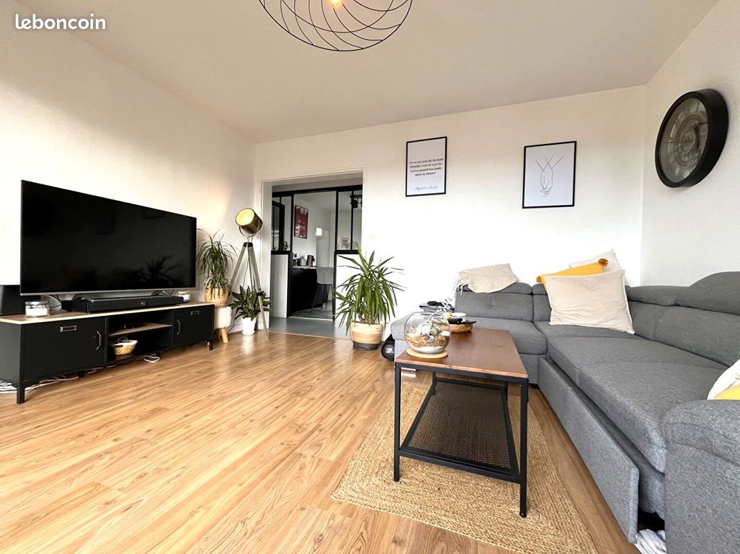 Appartement à vendre, 66m², Arpajon-sur-Cère