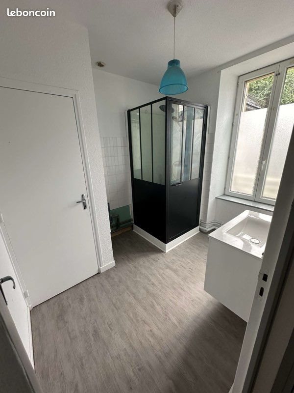 Appartement à louer, 60m², Riom-ès-Montagnes