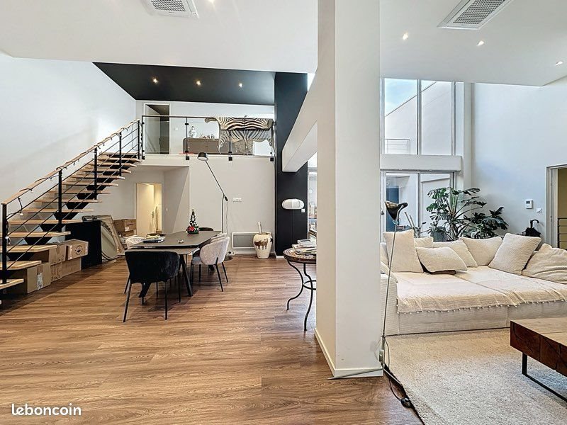 Appartement à louer, 205m², Metz