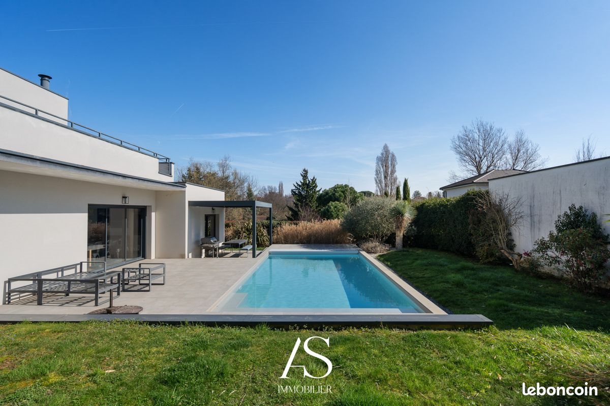 Maison à vendre, 226m², Ecully