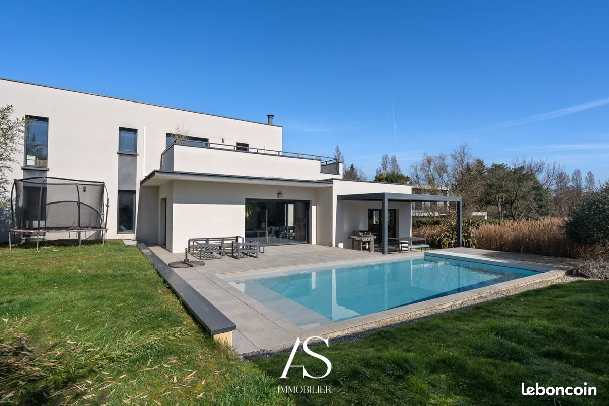 Maison à vendre, 226m², Ecully