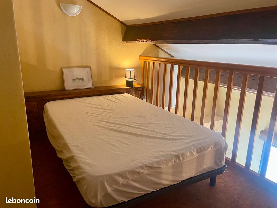 Appartement à louer, 28m², Aubenas