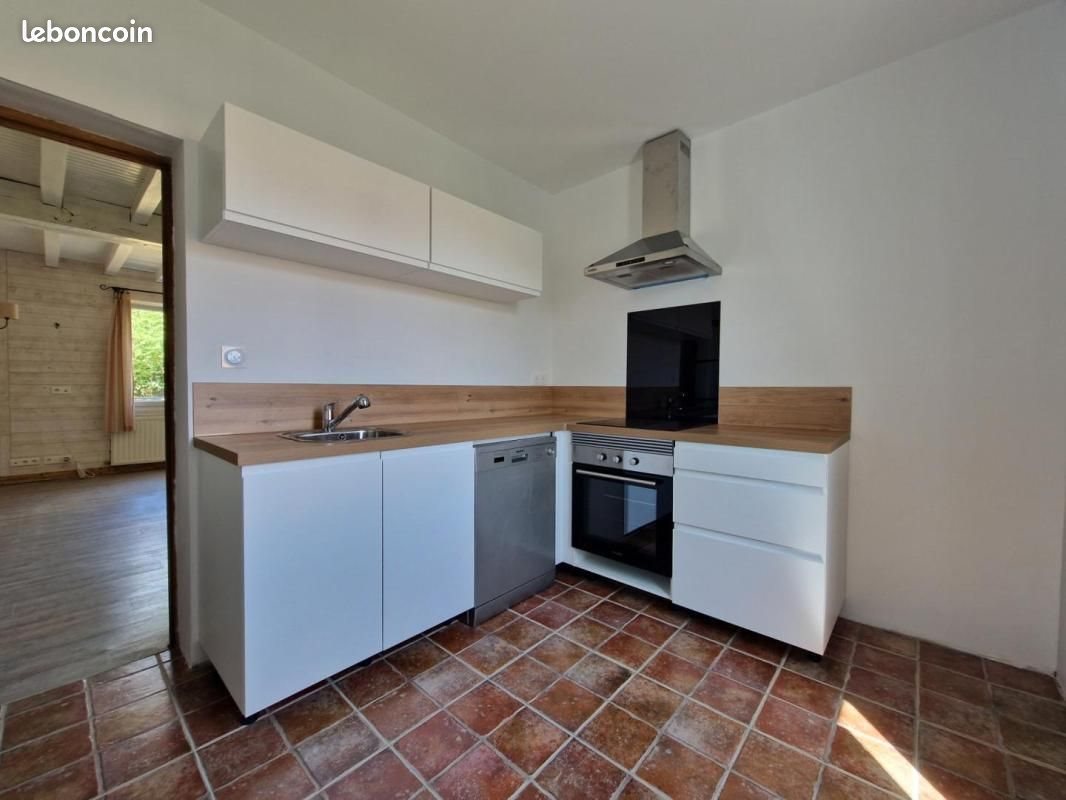 Maison à louer, 100m², Voeuil-et-Giget