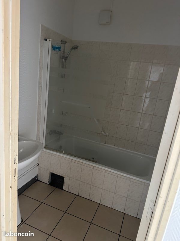 Appartement à louer, 42m², Betting