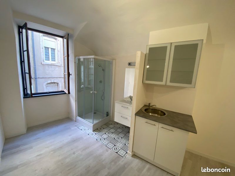 Appartement à louer, 25m², Saint-Ambroix