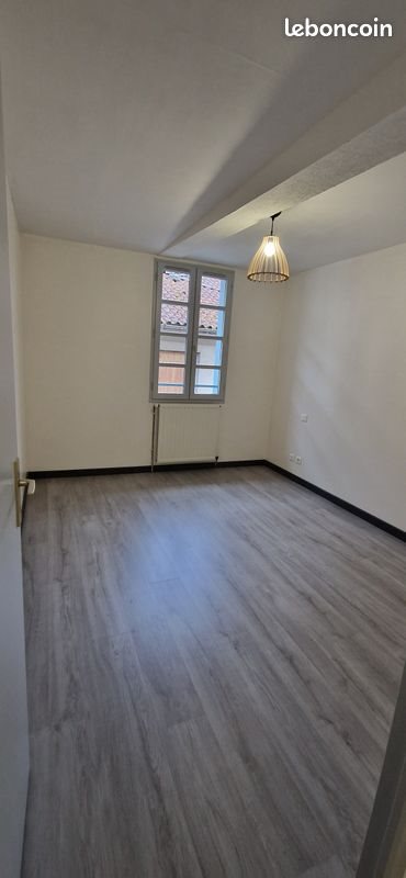 Appartement à louer, 70m², Mirande