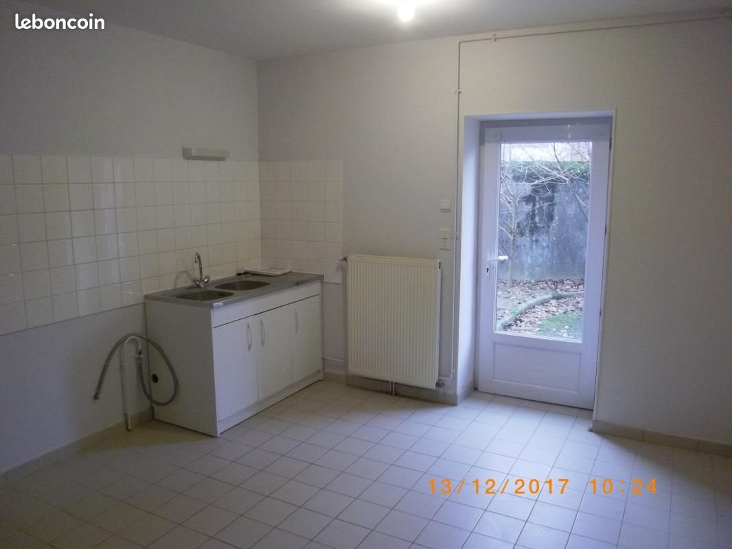 Appartement à louer, 55m², Verosvres