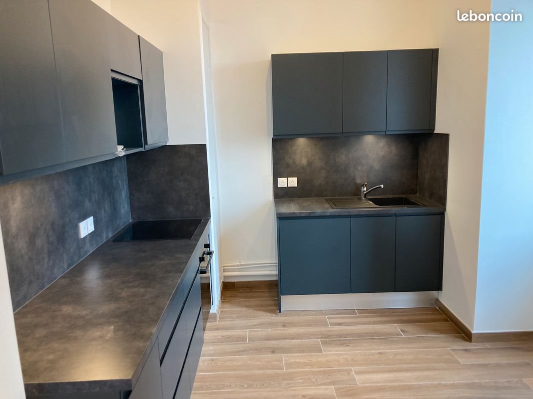 Appartement à louer, 132m², Miribel