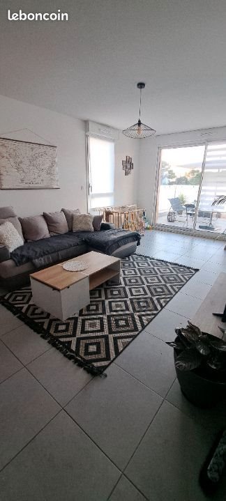 Appartement à louer, 67m², Nîmes