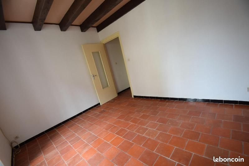 Appartement à louer, 66m², Villeneuve-de-Berg
