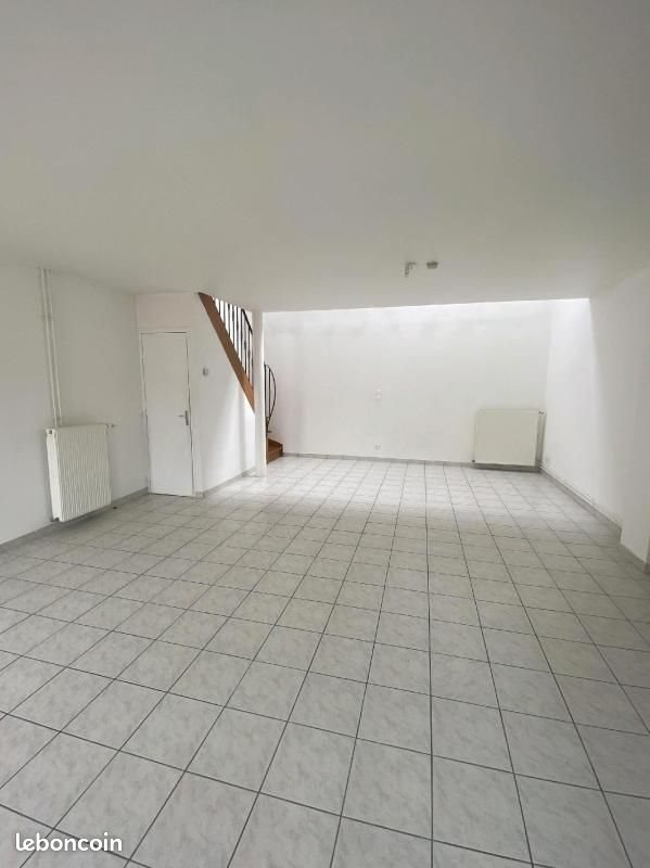 Maison à louer, 72m², Beaumont-sur-Oise