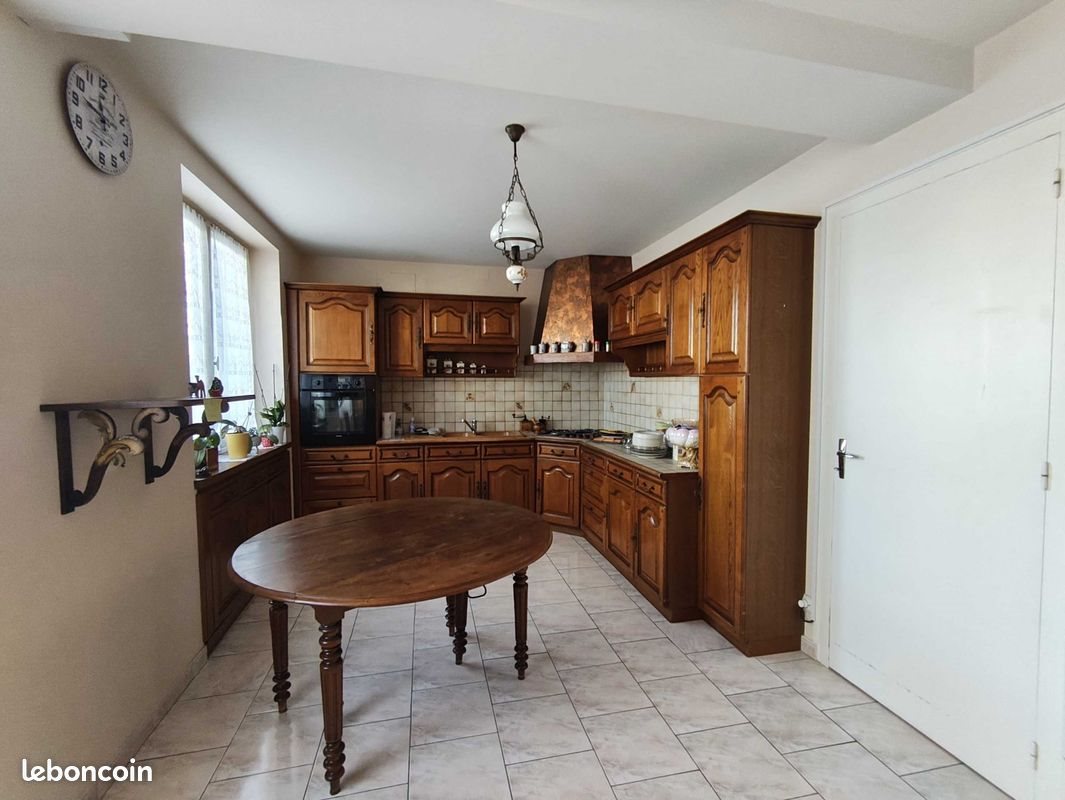 Maison à vendre, 153m², Saint-Claud