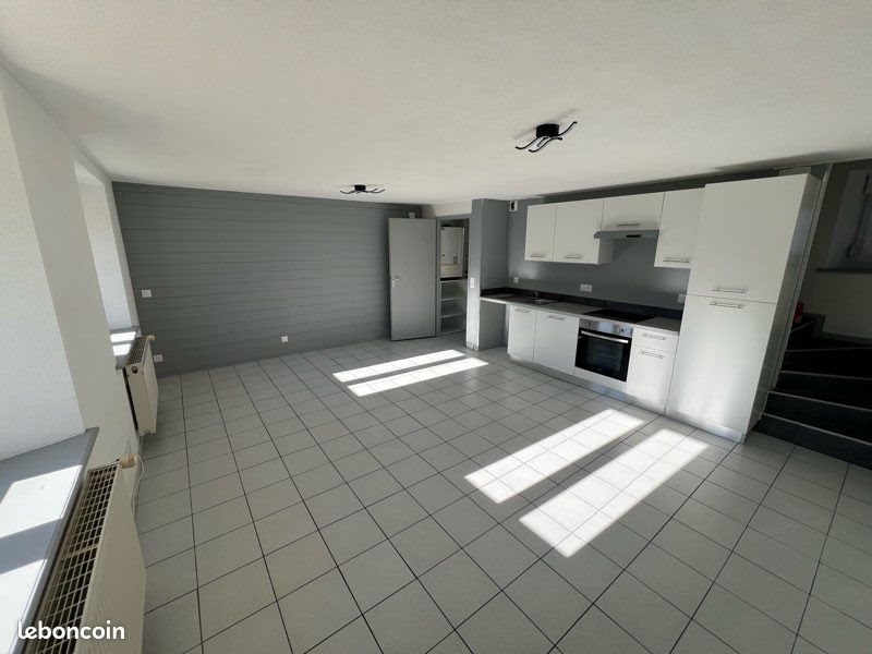 Maison à louer, 60m², Les Bréseux