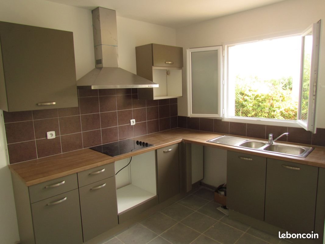 Maison à louer, 85m², Montblanc